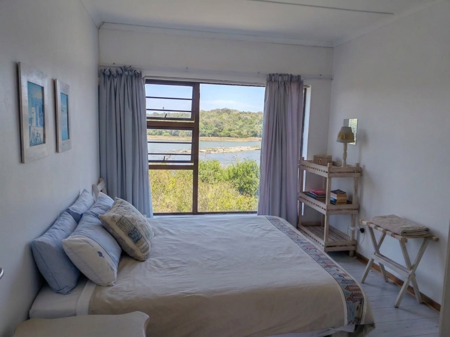 3 Bedroom Property for Sale in Boknesstrand Eastern Cape